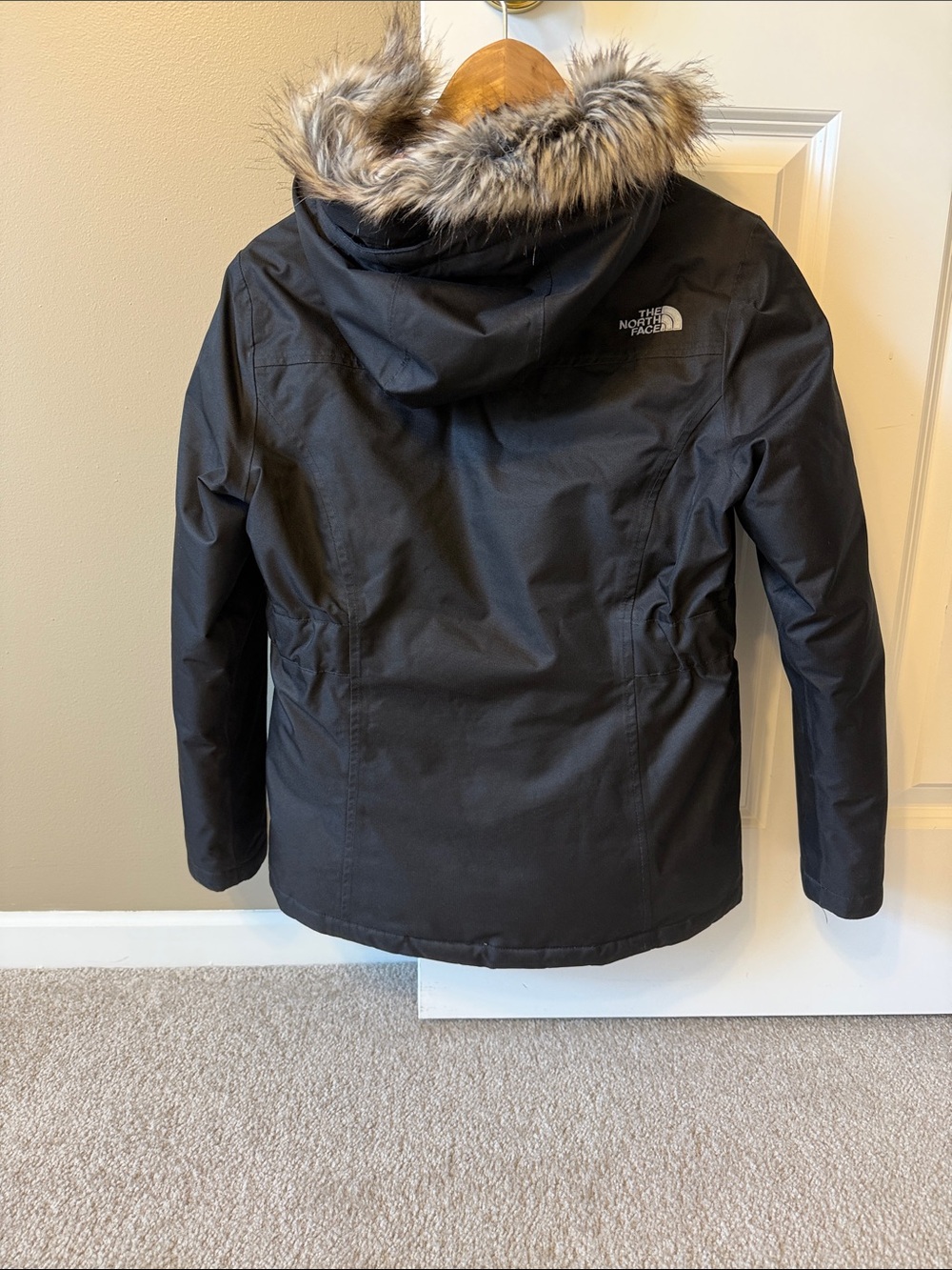 The North Face Black Women's Hooded Parka with Faux Fur Trim - Picture 2 of 3